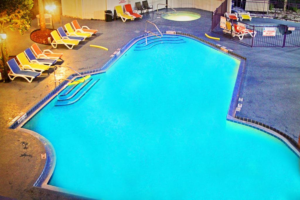 Ramada By Wyndham Kissimmee Downtown Hotel Eksteriør billede
