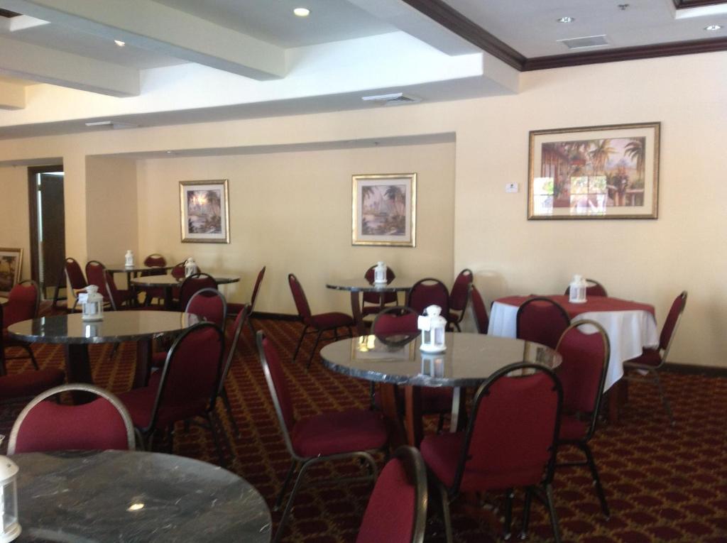 Ramada By Wyndham Kissimmee Downtown Hotel Eksteriør billede