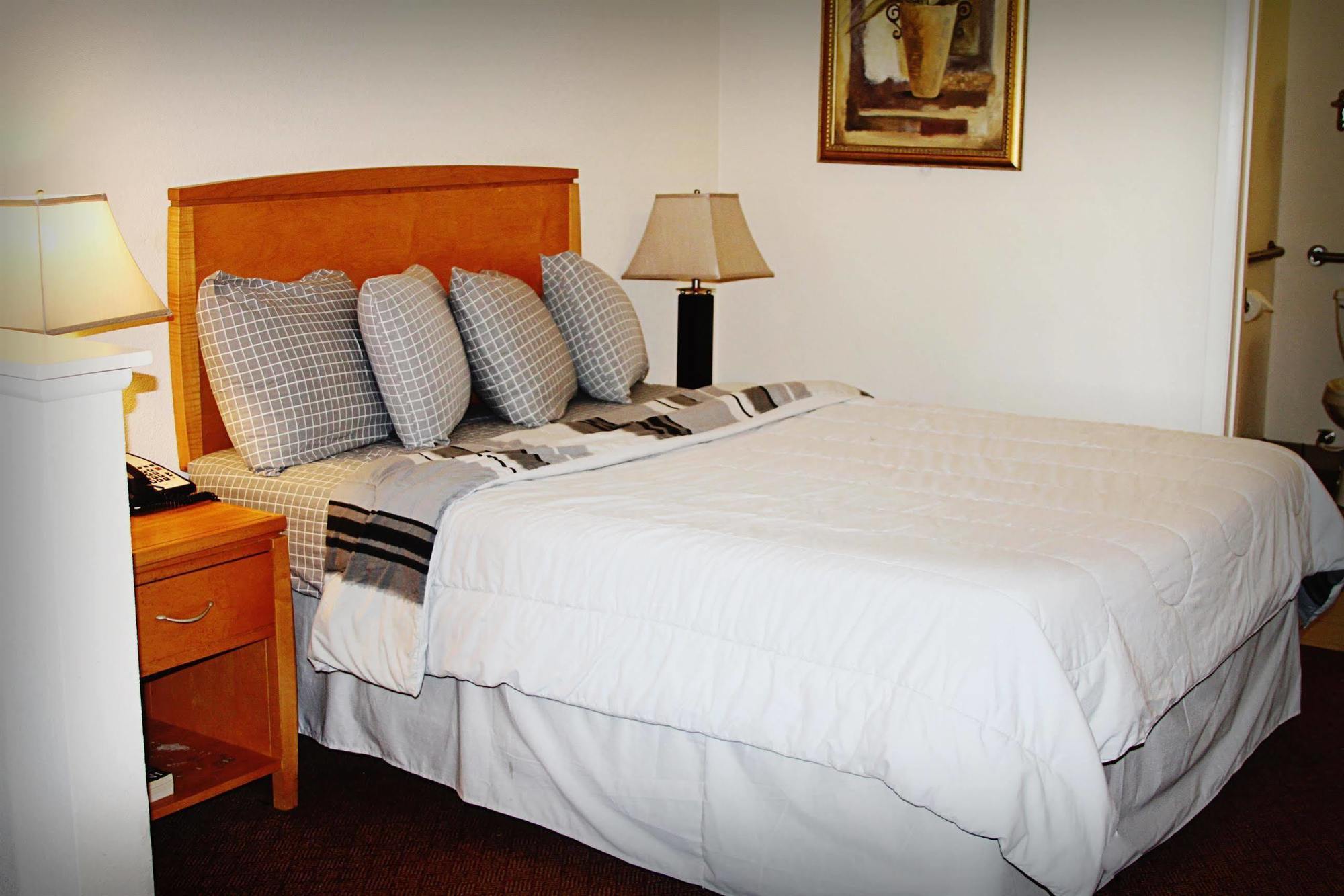 Ramada By Wyndham Kissimmee Downtown Hotel Eksteriør billede